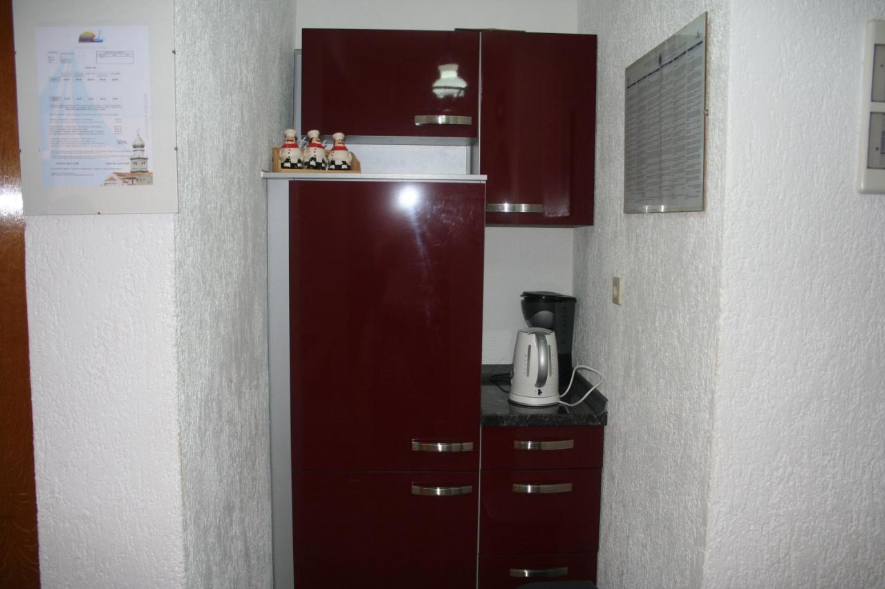 Apartmani Jankov Krk Town Exteriör bild