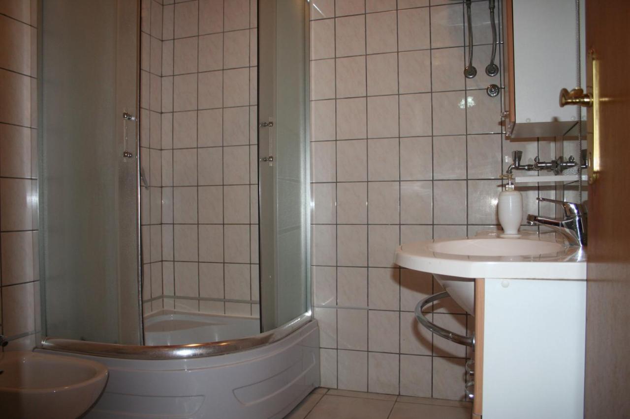 Apartmani Jankov Krk Town Exteriör bild