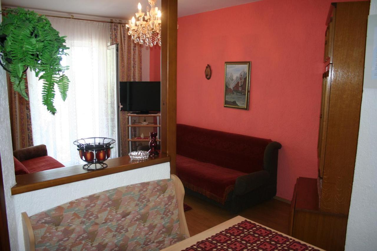 Apartmani Jankov Krk Town Exteriör bild