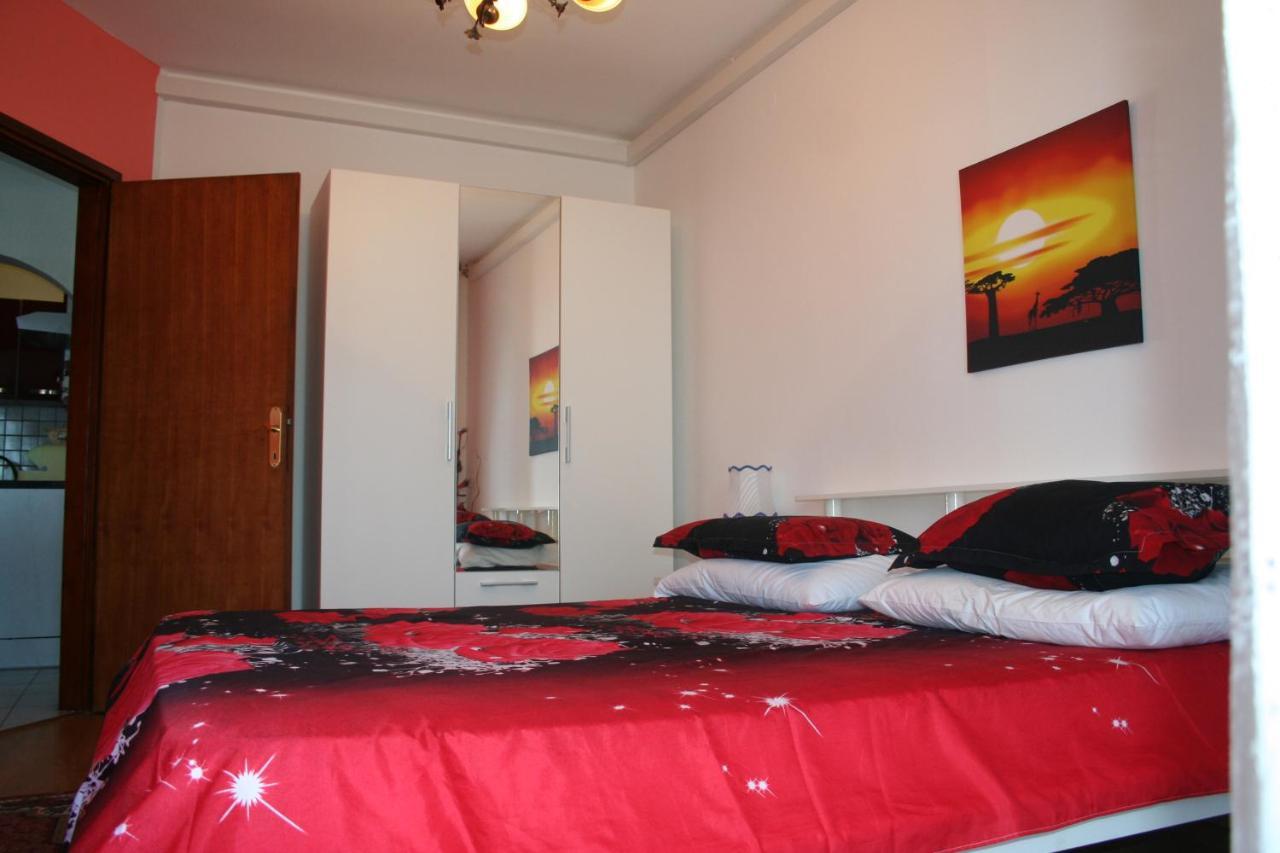 Apartmani Jankov Krk Town Exteriör bild