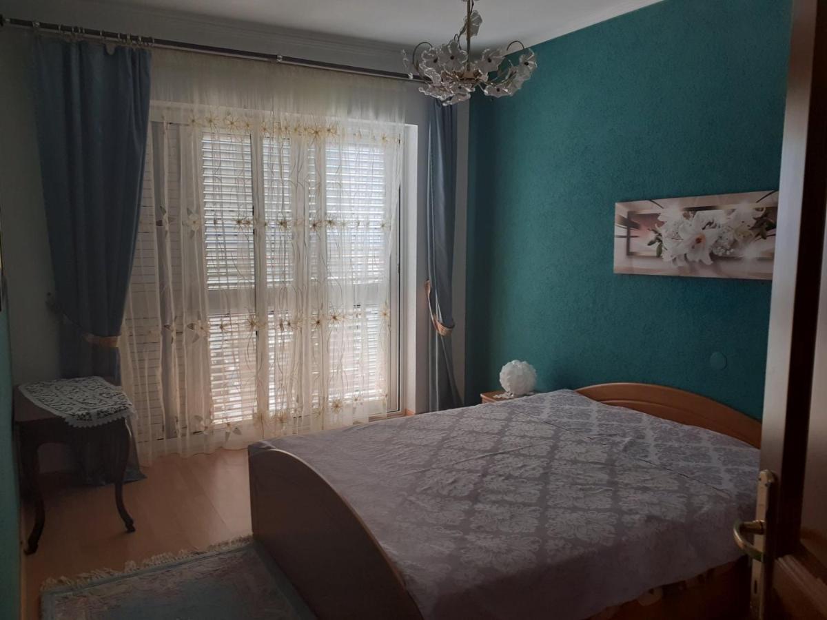 Apartmani Jankov Krk Town Exteriör bild